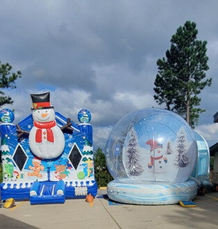 https://ajassets.nyc3.cdn.digitaloceanspaces.com/AJ-COM/products/thumbs/tiny_800_356_Atlanta_Snowman_Bounce_House_rental_AA.jpg